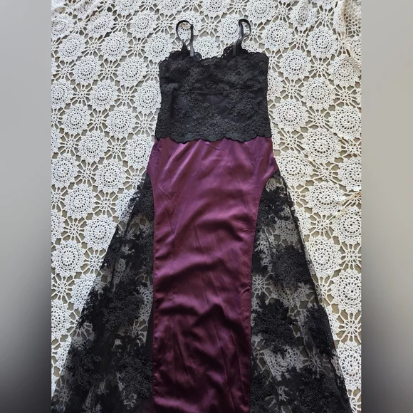 NWOT Dolls Kill Window Lustrous Heart Maxi Dress | Goth - Picture 11 of 12